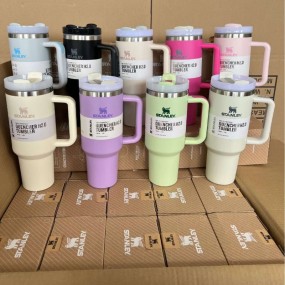 Thermobecher mit Logo bedrucken – große Auswahl Farben