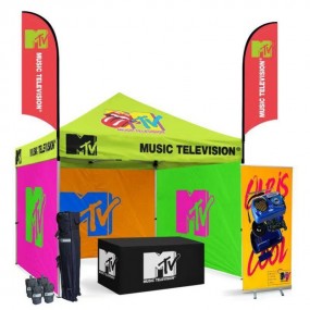 Event-Marketing Set – Faltpavillon mit Logo, Fahnen, Me...