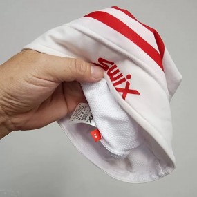 Personalisierte Skimützen als Werbeartikel im Winter