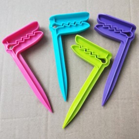 Strandtuchklammern aus Kunststoff bedrucken lassen