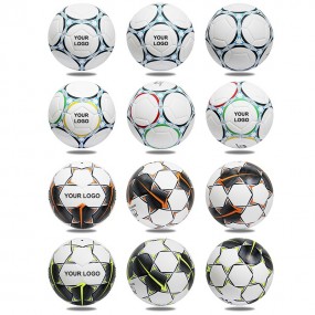 Fußball mit eigenem Logo – Werbefußball schnell & günst...