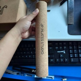 Faszienrolle aus Kork mit Logo gravieren lassen